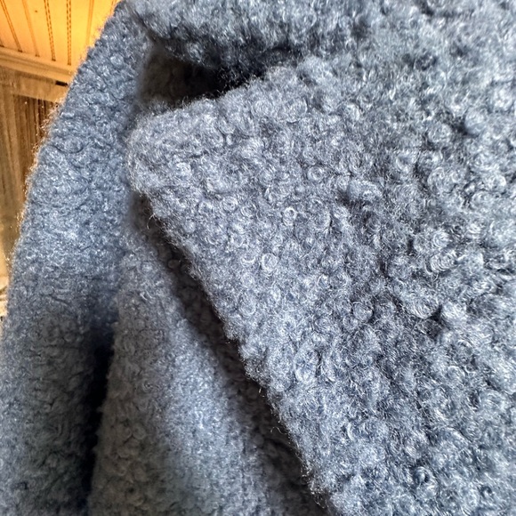 Fluffy bouclè mid blue coat. - Picture 3 of 4